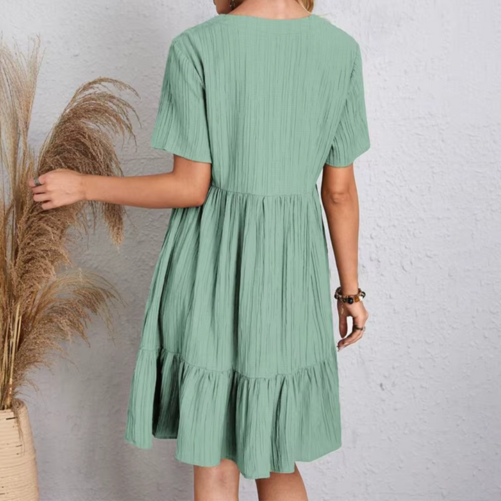 Abigail | Flowing & flattering pleated dress