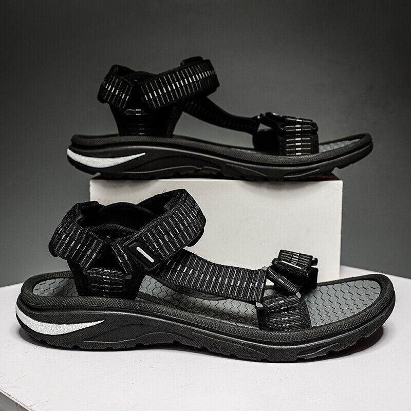Levy | Durable sandals