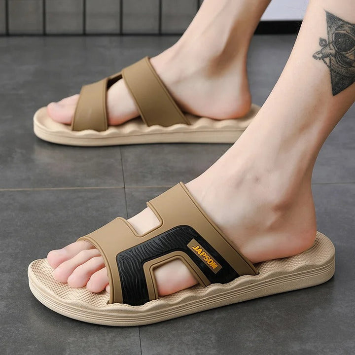 David | Fashionable sandals