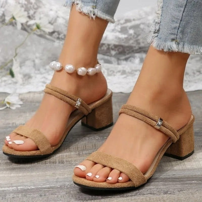 Alexia | Trendy Chic heels