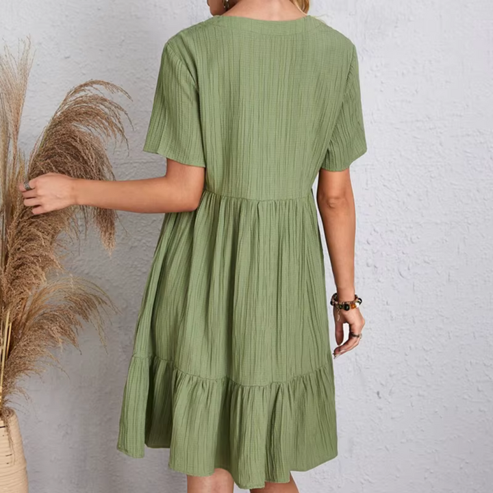 Abigail | Flowing & flattering pleated dress